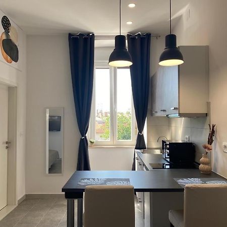 City Vibes Apartment Пула Екстериор снимка